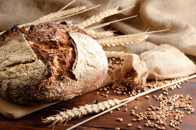 Sedam nauèno potvrðenih razloga zašto treba da jedete više hleba